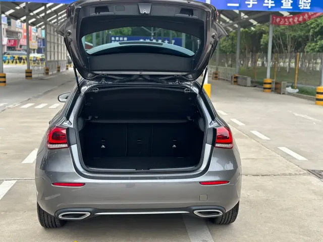 Mercedes-Benz A-Class — Фото автомобиля 12