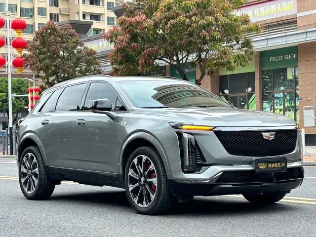 Cadillac XT5 — Фото автомобиля 3
