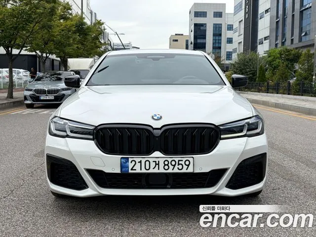 BMW 5 Series G30 — Фото автомобиля 3