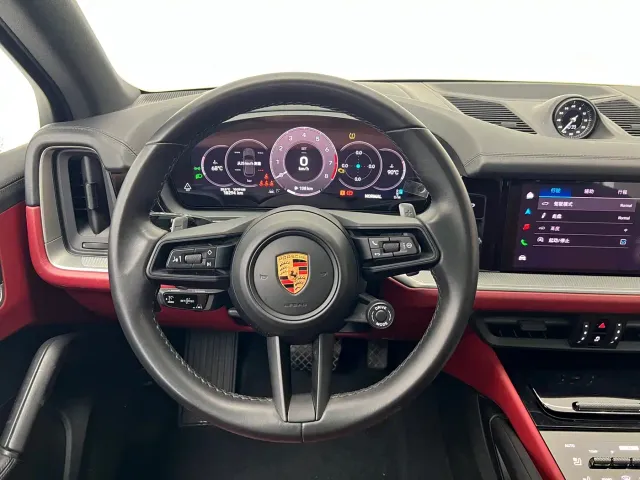 Porsche Cayenne — Фото автомобиля 14