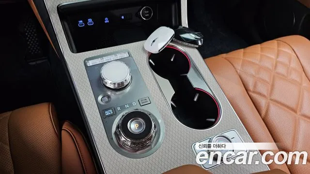 Genesis GV80 — Фото автомобиля 8