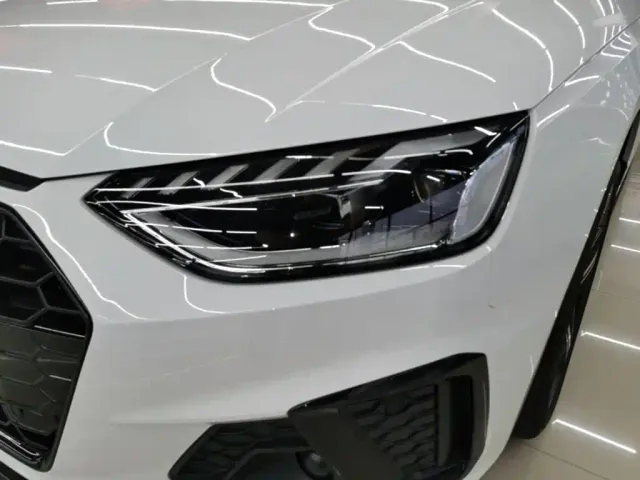 Audi A4L — Фото автомобиля 23