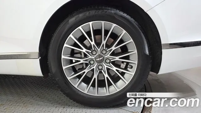 Genesis G80 RG3 — Фото автомобиля 6