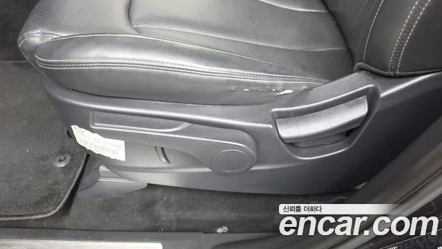 KG_Mobility_Ssangyong Rexton Новый Rexton Sport Дизель 2.2 2WD — Фото автомобиля 29