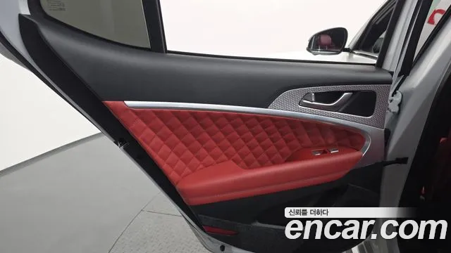 Genesis G70 New — Фото автомобиля 14