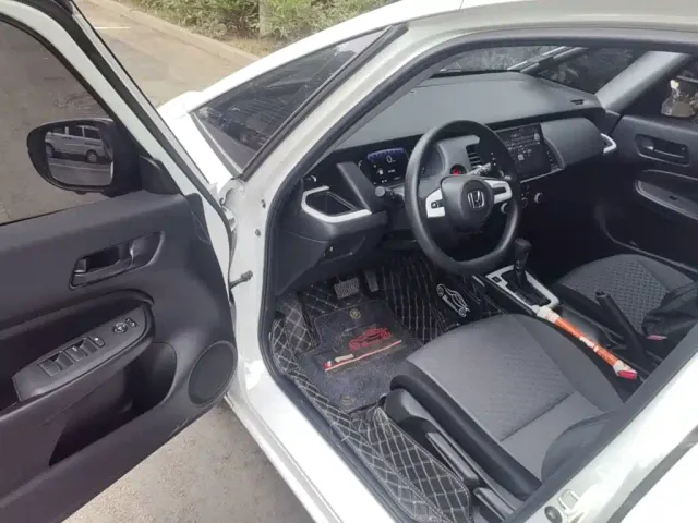 Honda Fit — Фото автомобиля 15