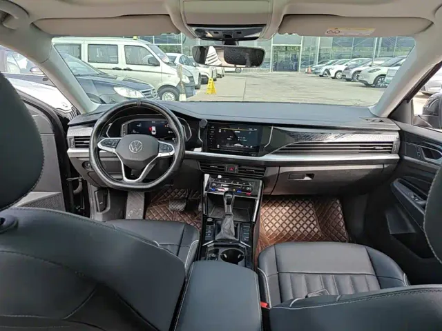 Volkswagen Passat — Фото автомобиля 9