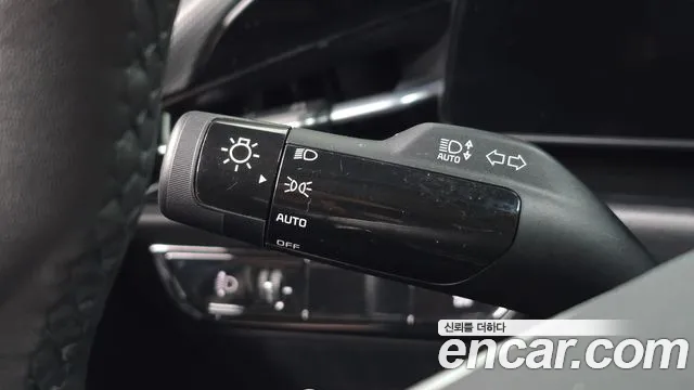 Kia Niro — Фото автомобиля 27