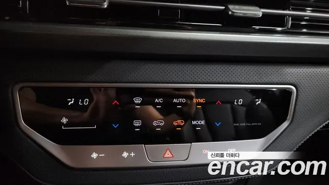 KG_Mobility_Ssangyong Rexton Дизель 2.2 2WD — Фото автомобиля 26