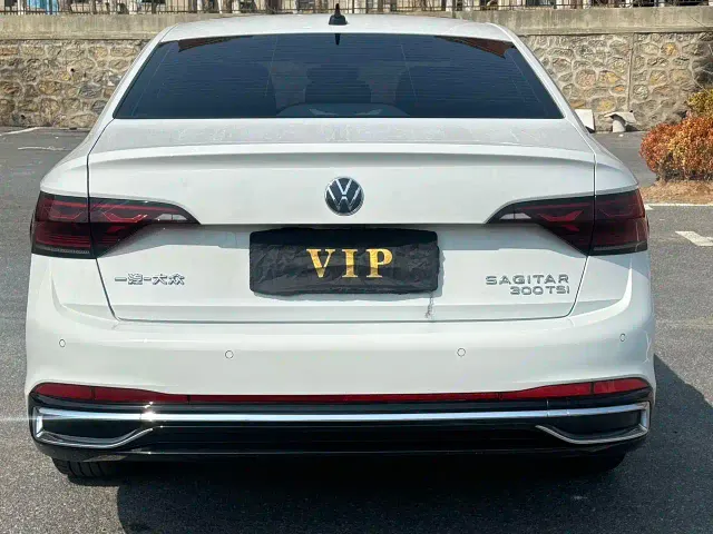 Volkswagen Sagitar — Фото автомобиля 5