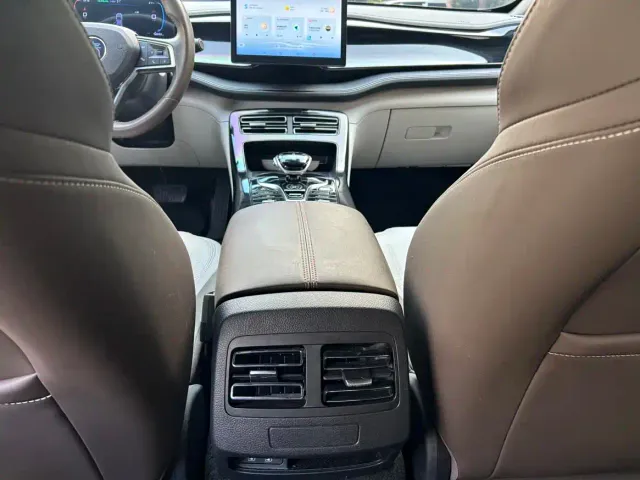 BYD Qin PLUS — Фото автомобиля 10