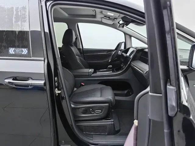 GAC Trumpchi M8 — Фото автомобиля 23