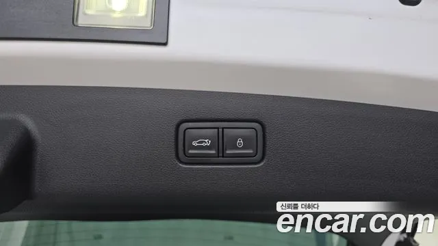 Genesis GV70 2.5T Бензин 2WD — Фото автомобиля 28