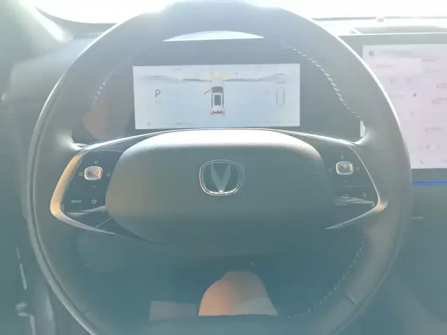 Changan CS75 Plus — Фото автомобиля 6