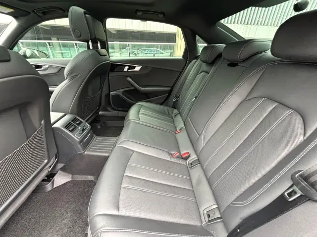 Audi A4L — Фото автомобиля 7
