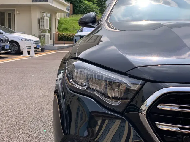 Mercedes-Benz E-Class — Фото автомобиля 13