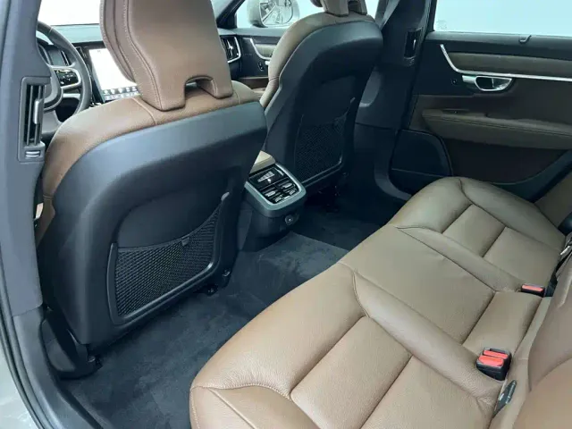 Volvo V90 — Фото автомобиля 19