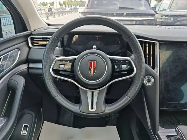 Hongqi HS7 PHEV — Фото автомобиля 10