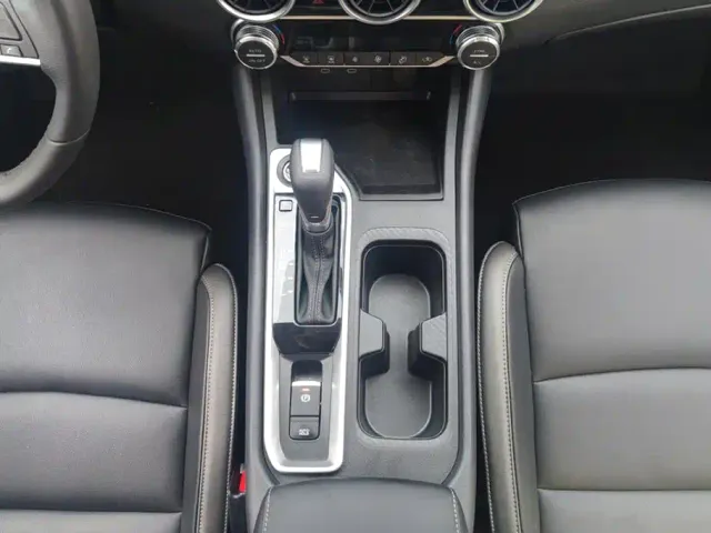 Nissan Sylphy — Фото автомобиля 16