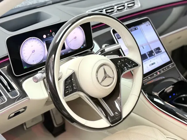 Mercedes-Benz Maybach S-Class — Фото автомобиля 14