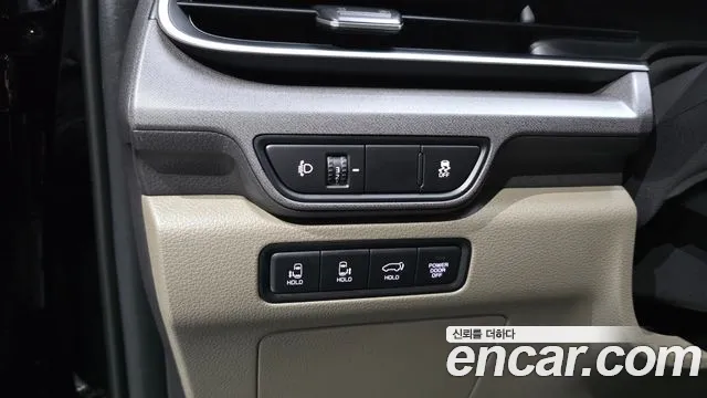 Kia Carnival — Фото автомобиля 16