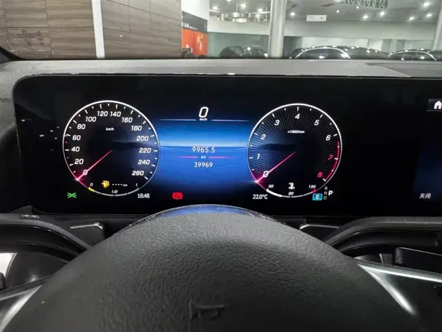 Mercedes-Benz GLB-Class — Фото автомобиля 12