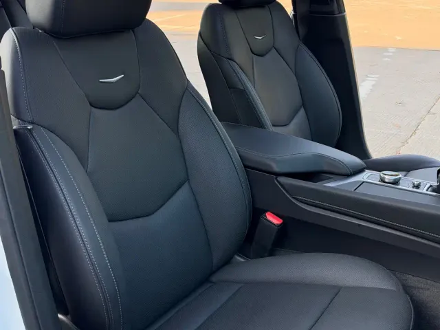 Cadillac CT5 — Фото автомобиля 11