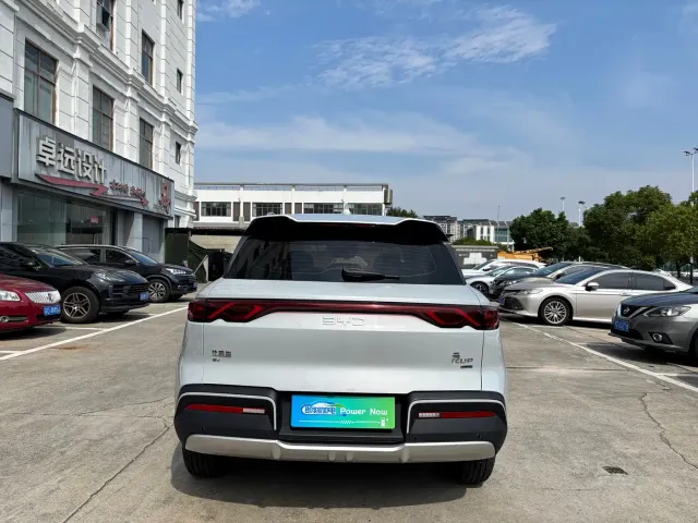 BYD Yuan UP — Фото автомобиля 6