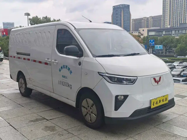 Wuling Yangguang — Фото автомобиля 3