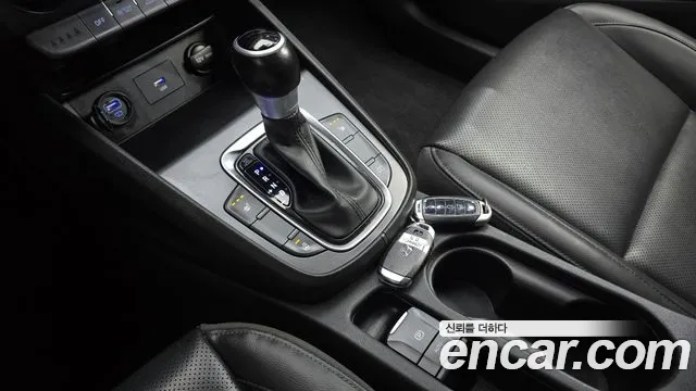 Hyundai Kona — Фото автомобиля 9