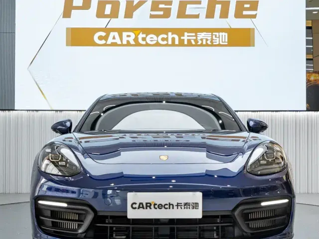 Porsche Panamera — Фото автомобиля 2
