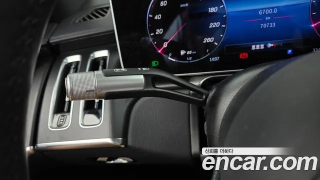 Mercedes-Benz S-Class — Фото автомобиля 24