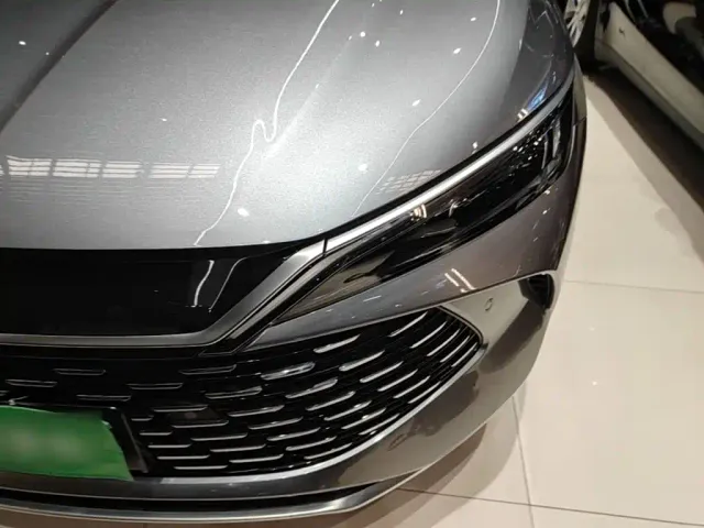 BYD Qin L — Фото автомобиля 23