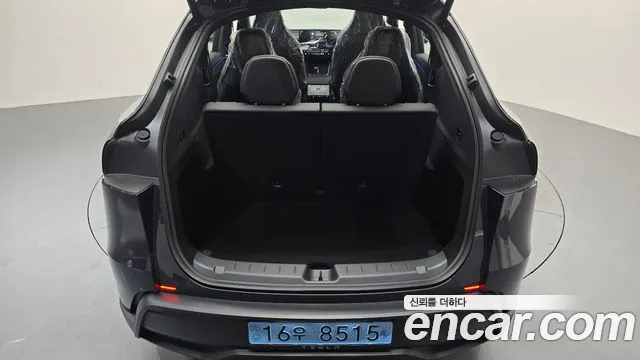 Tesla Model Y — Фото автомобиля 7