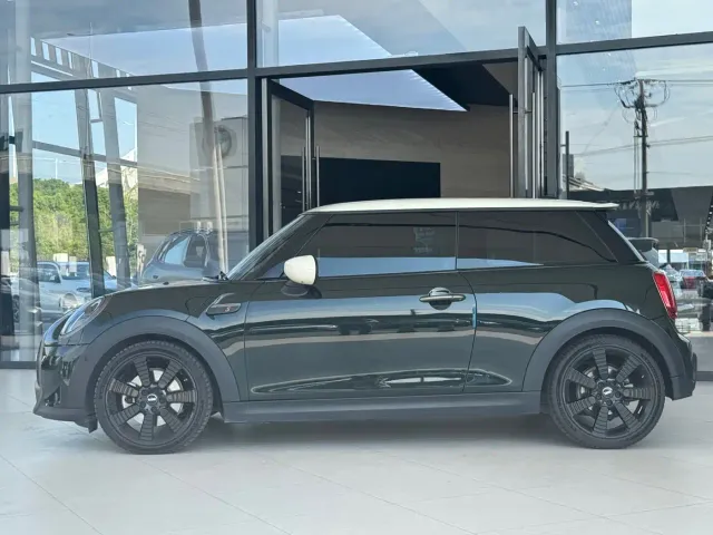 MINI Hatch — Фото автомобиля 3
