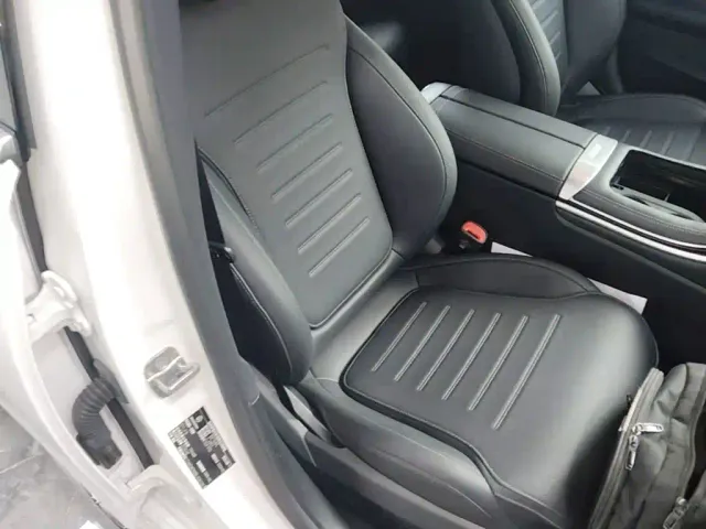 Mercedes-Benz C-Class — Фото автомобиля 24