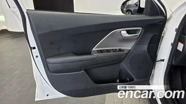 Kia Niro Niro Plus Air — Фото автомобиля 20