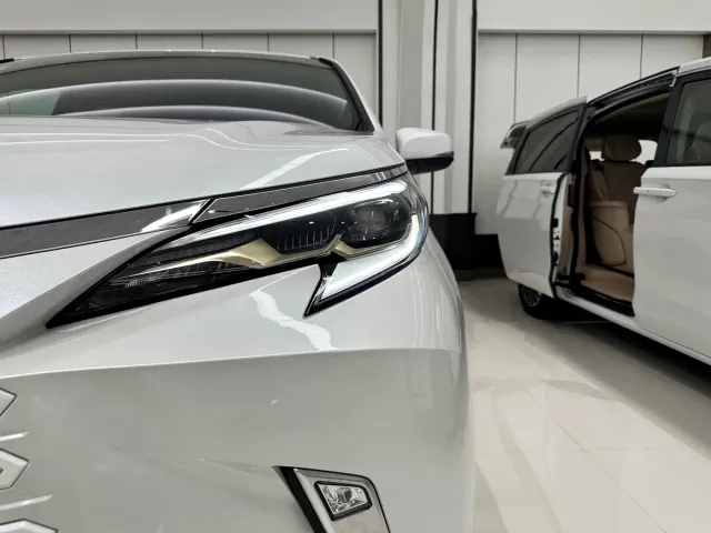 Toyota Granvia — Фото автомобиля 29
