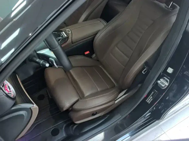 Mercedes-Benz E-Class — Фото автомобиля 14