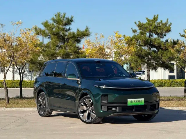 Li Auto L9 — Фото автомобиля 3