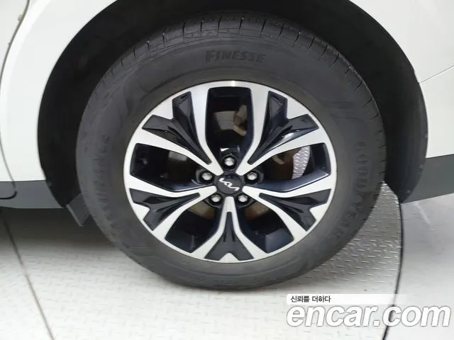 Kia Canival Carnival 4 поколение 9 мест Prestige — Фото автомобиля 20