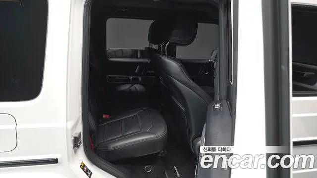 Mercedes-Benz G-Class — Фото автомобиля 12
