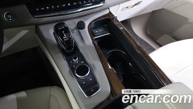 Cadillac Escalade 5th Gen — Фото автомобиля 9