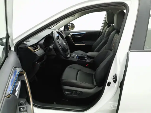 Toyota Wildlander — Фото автомобиля 10