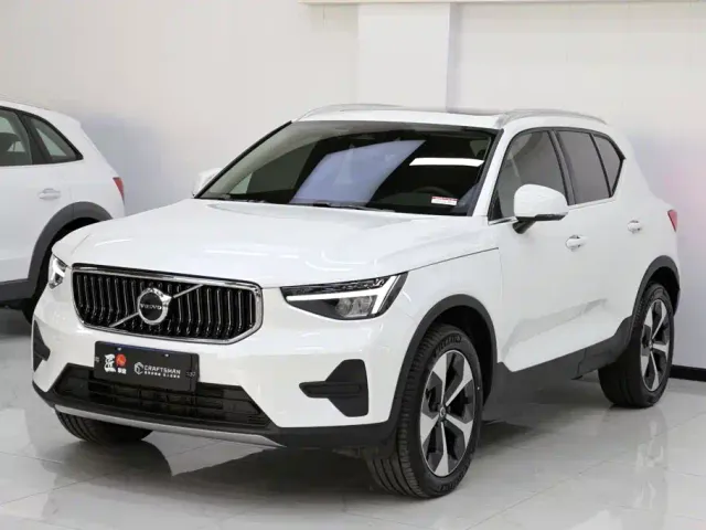 Volvo XC40 — Фото автомобиля 19