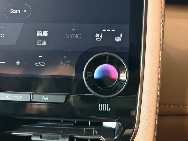 Toyota Alphard — Фото автомобиля 29