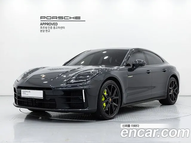 Фотография автомобиля — Porsche Panamera 976