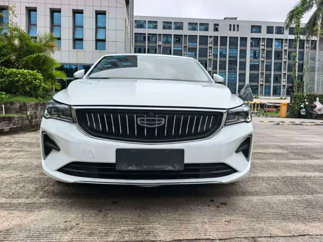 Geely Emgrand — Фото автомобиля 2