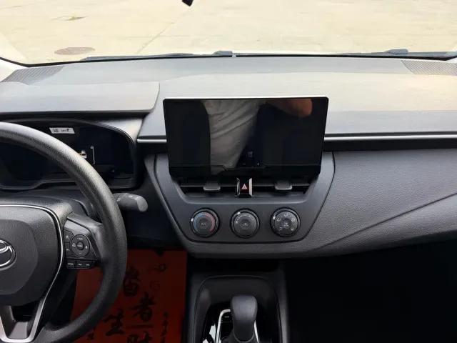 Toyota Corolla — Фото автомобиля 11