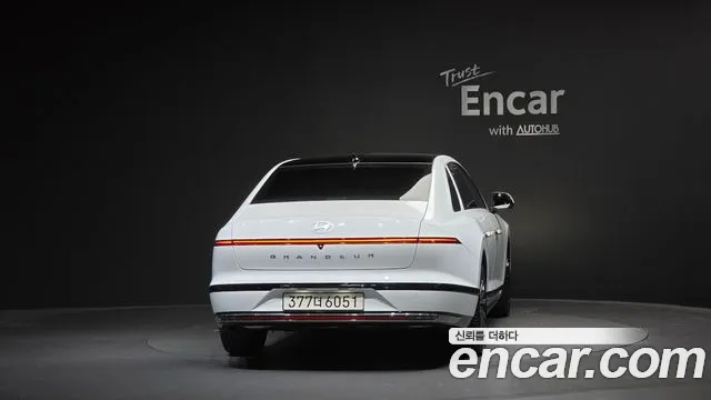 Hyundai Grandeur GN7 — Фото автомобиля 4